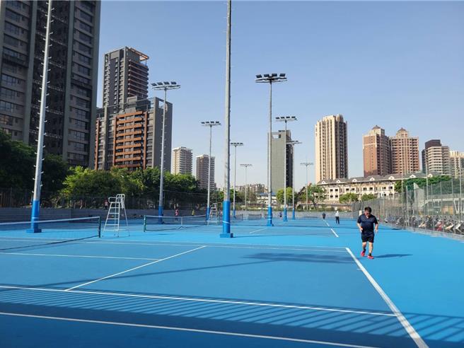 多特青春风暴持续席卷德甲