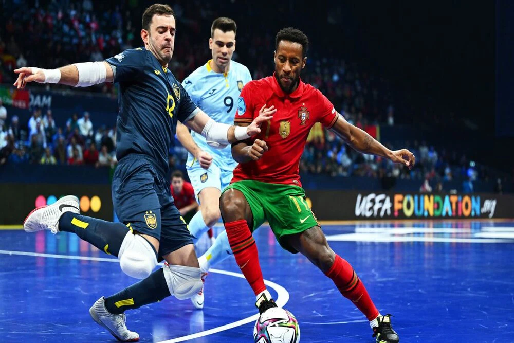 打脸罗马诺？泰晤士名记：埃弗顿还没向切尔西报价霍尔