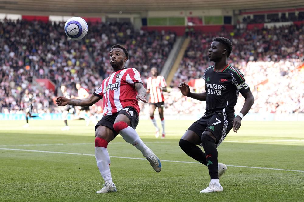 再续一人！iG官方：打野选手ei完成续约